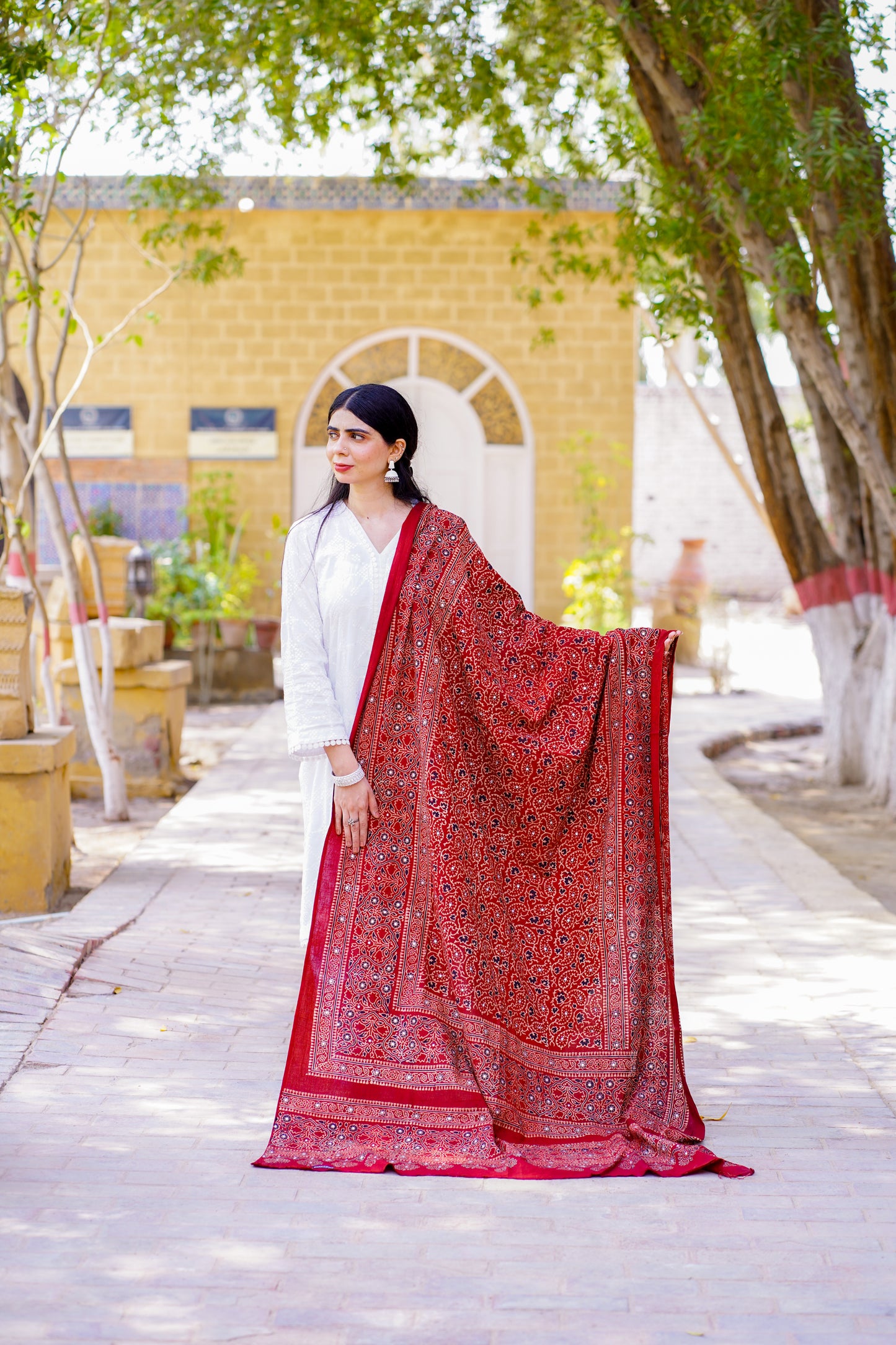 Kohsar Ajrak Chaadar Maroon