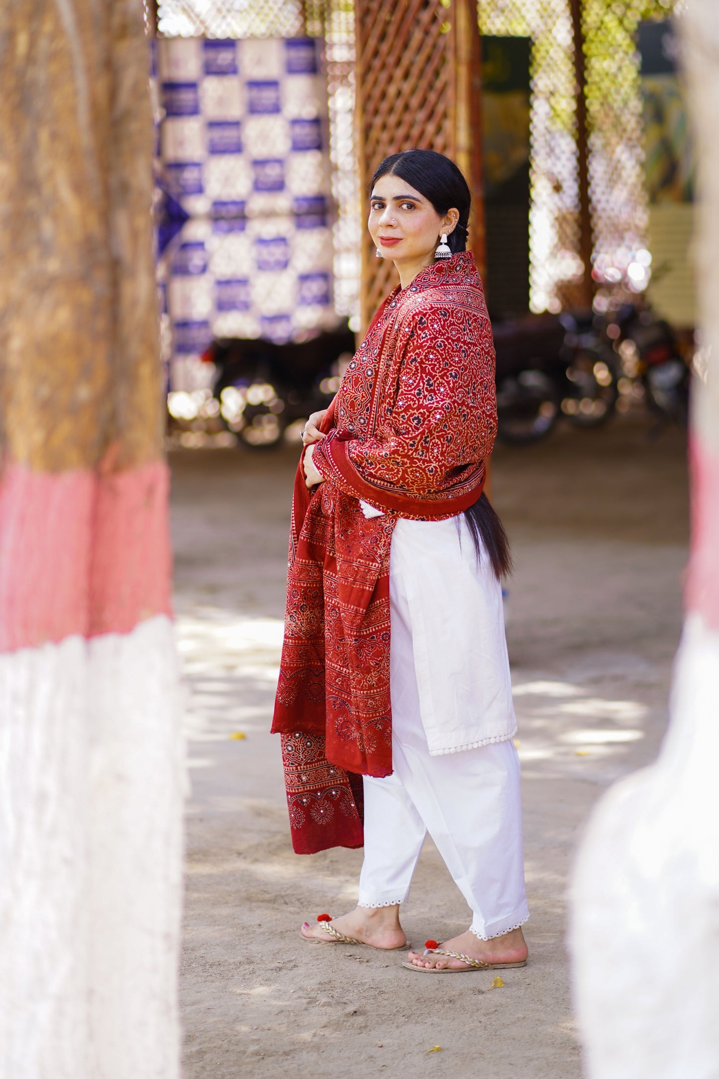 Kohsar Ajrak Chaadar Maroon