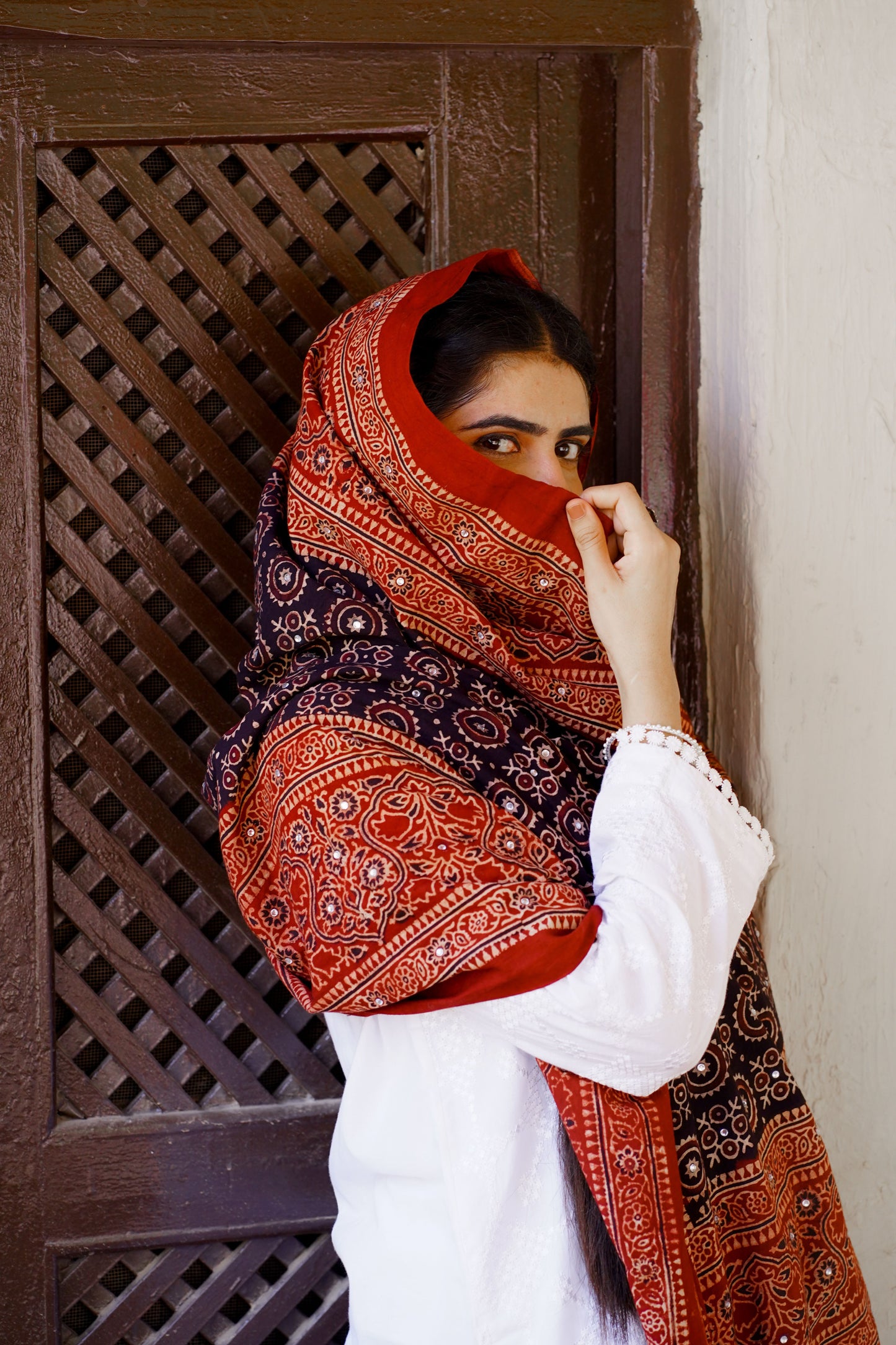 Sumbul Ajrak Chaadar 2Tone Black