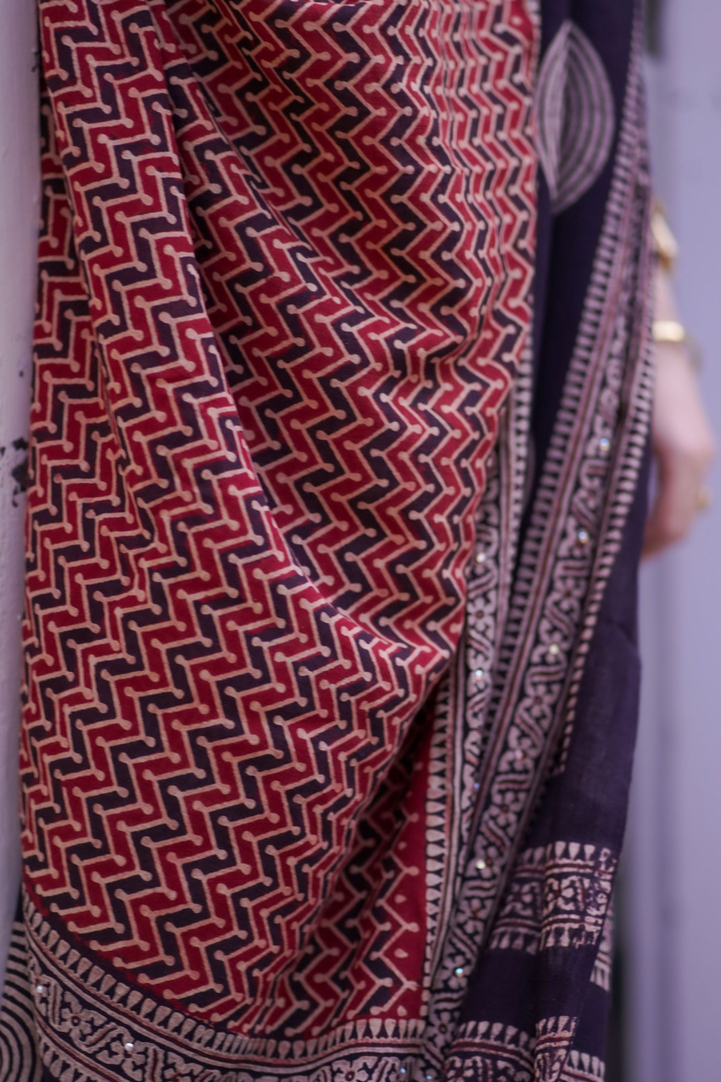 Sukoon Ajrak Chaddar 2 Tone - Maroon