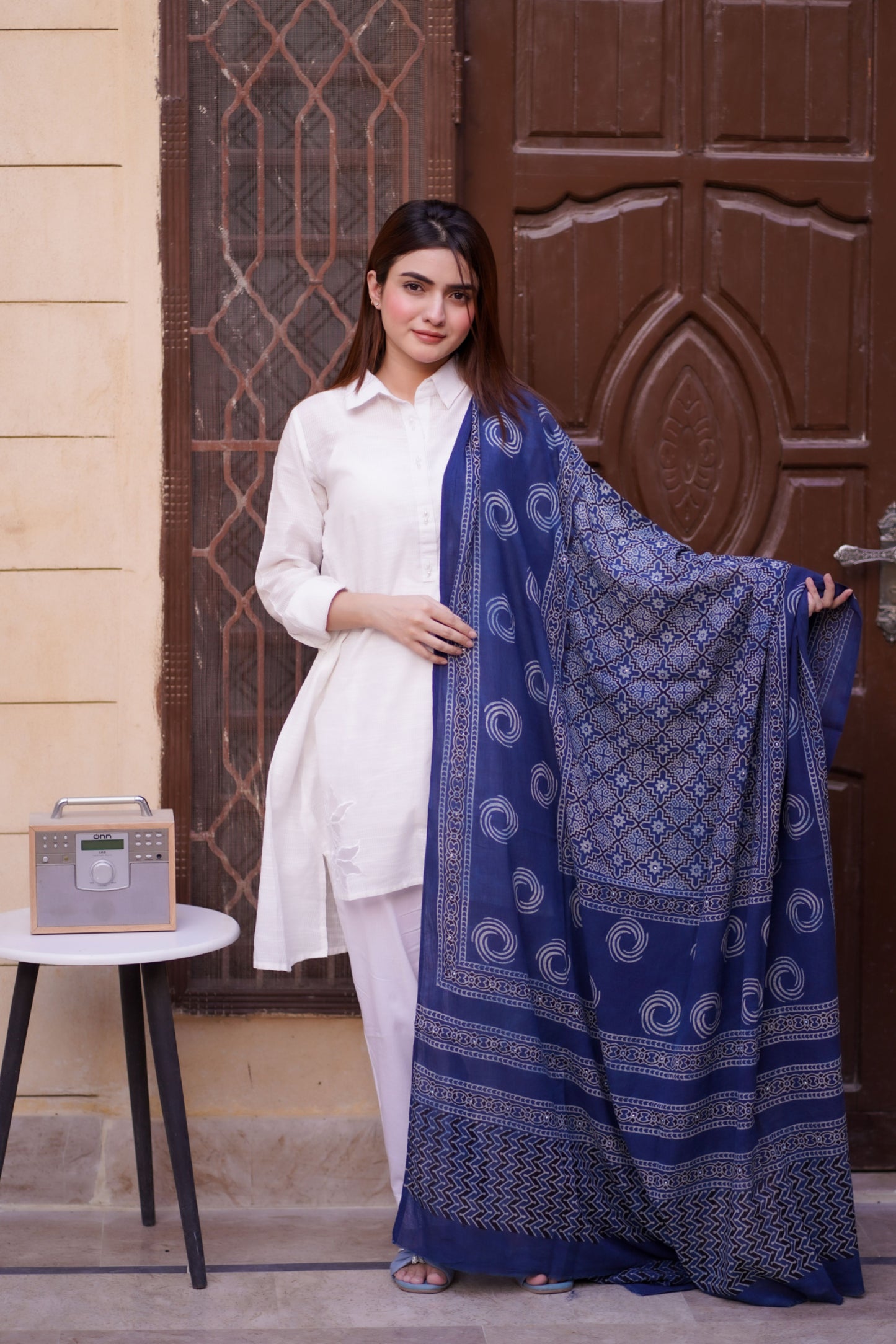 Aaina Ajrak Chaddar - Blue