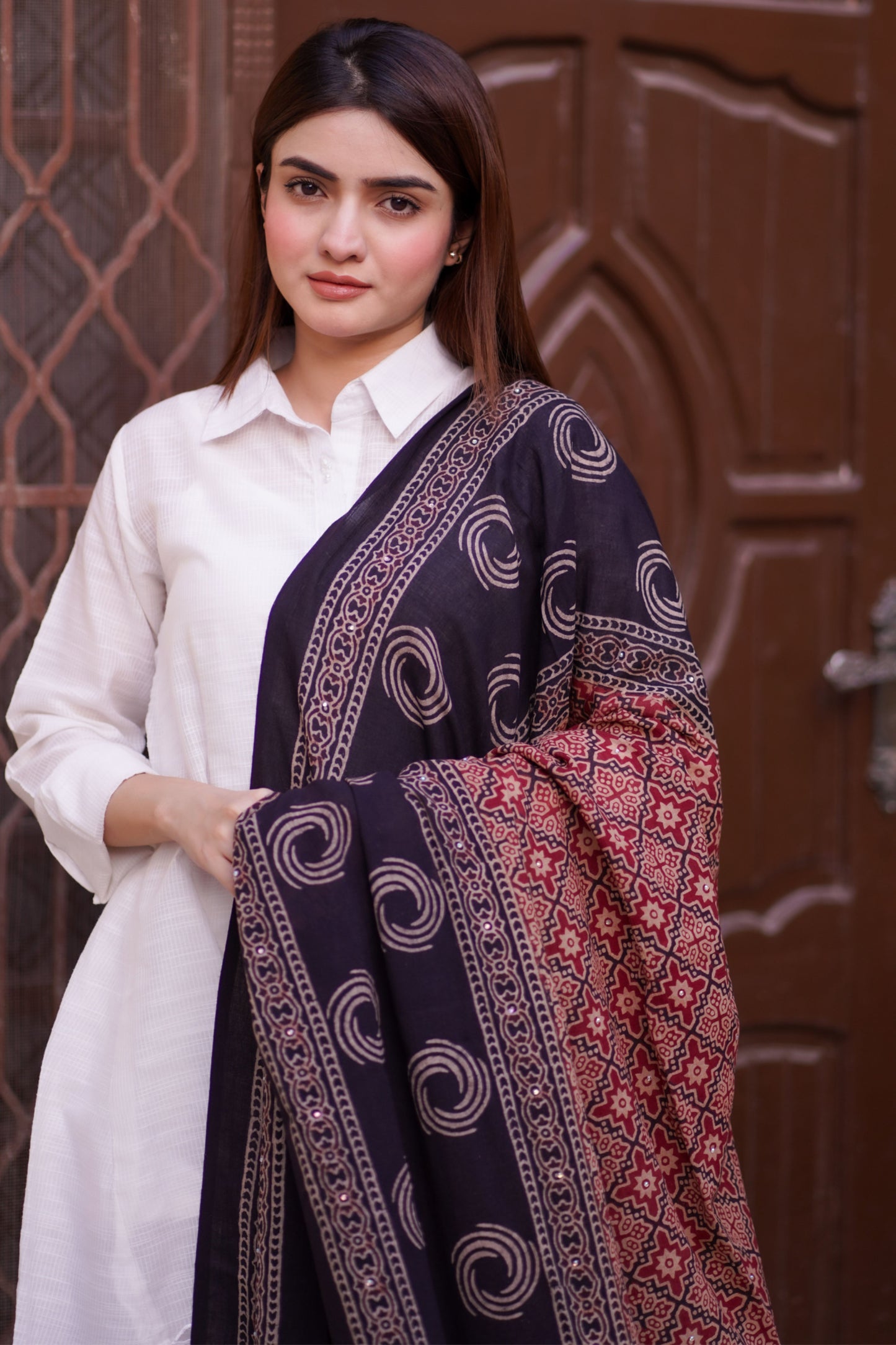 Aaina Ajrak Chaddar 2 Tone - Maroon