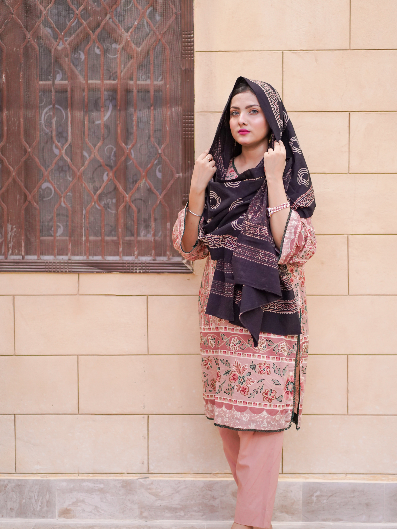 Tassavur Ajrak Scarf - Black