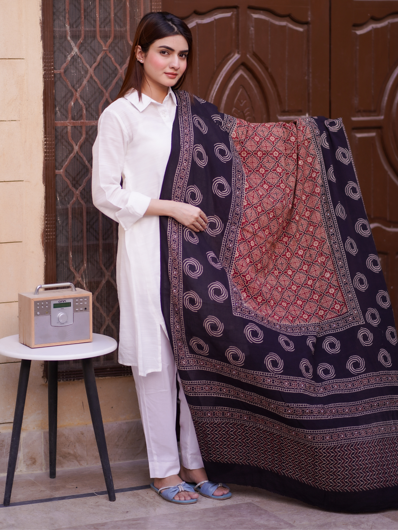 Aaina Ajrak Chaddar 2 Tone - Maroon