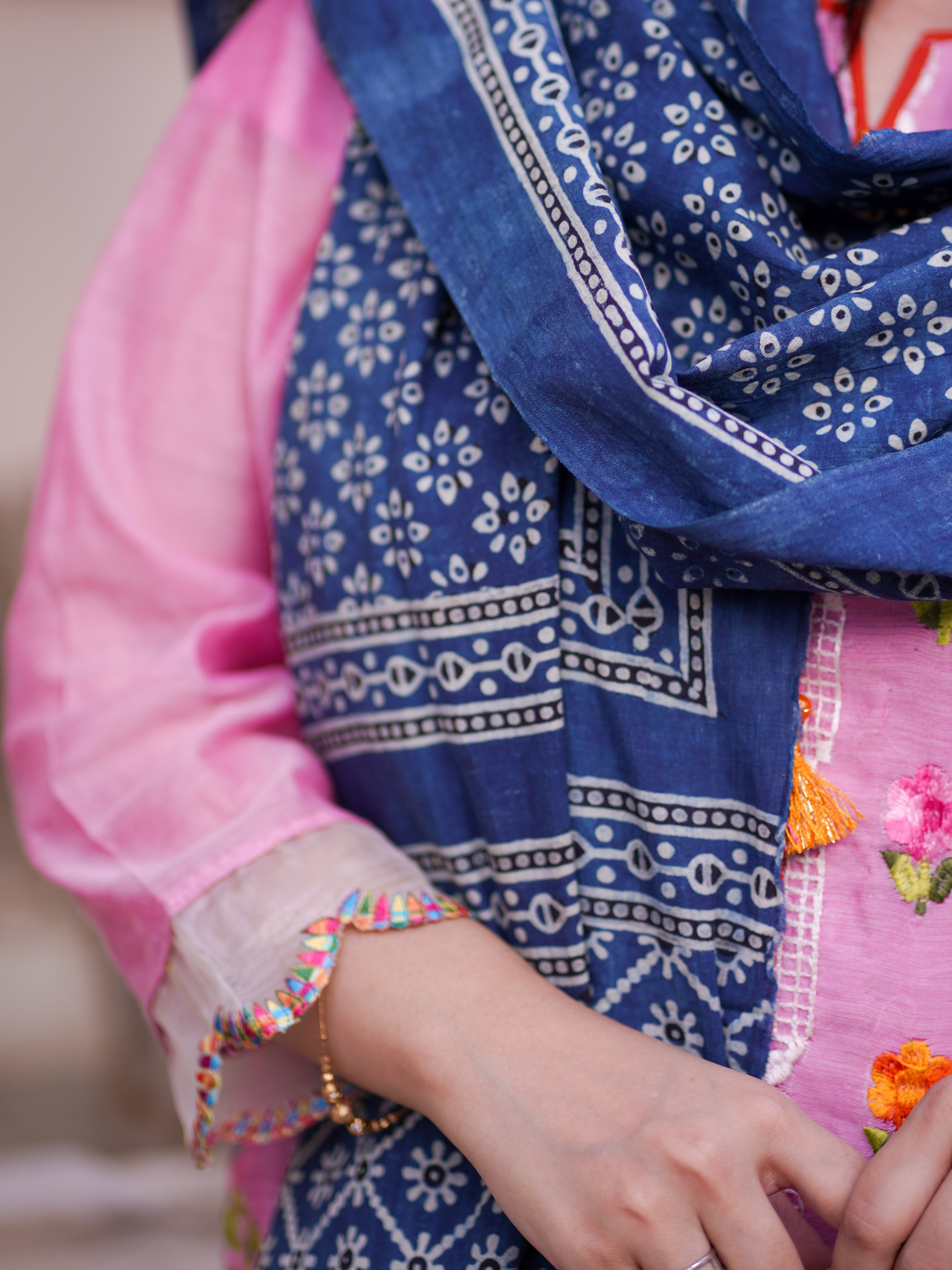 Nargis Ajrak Scarf - Blue