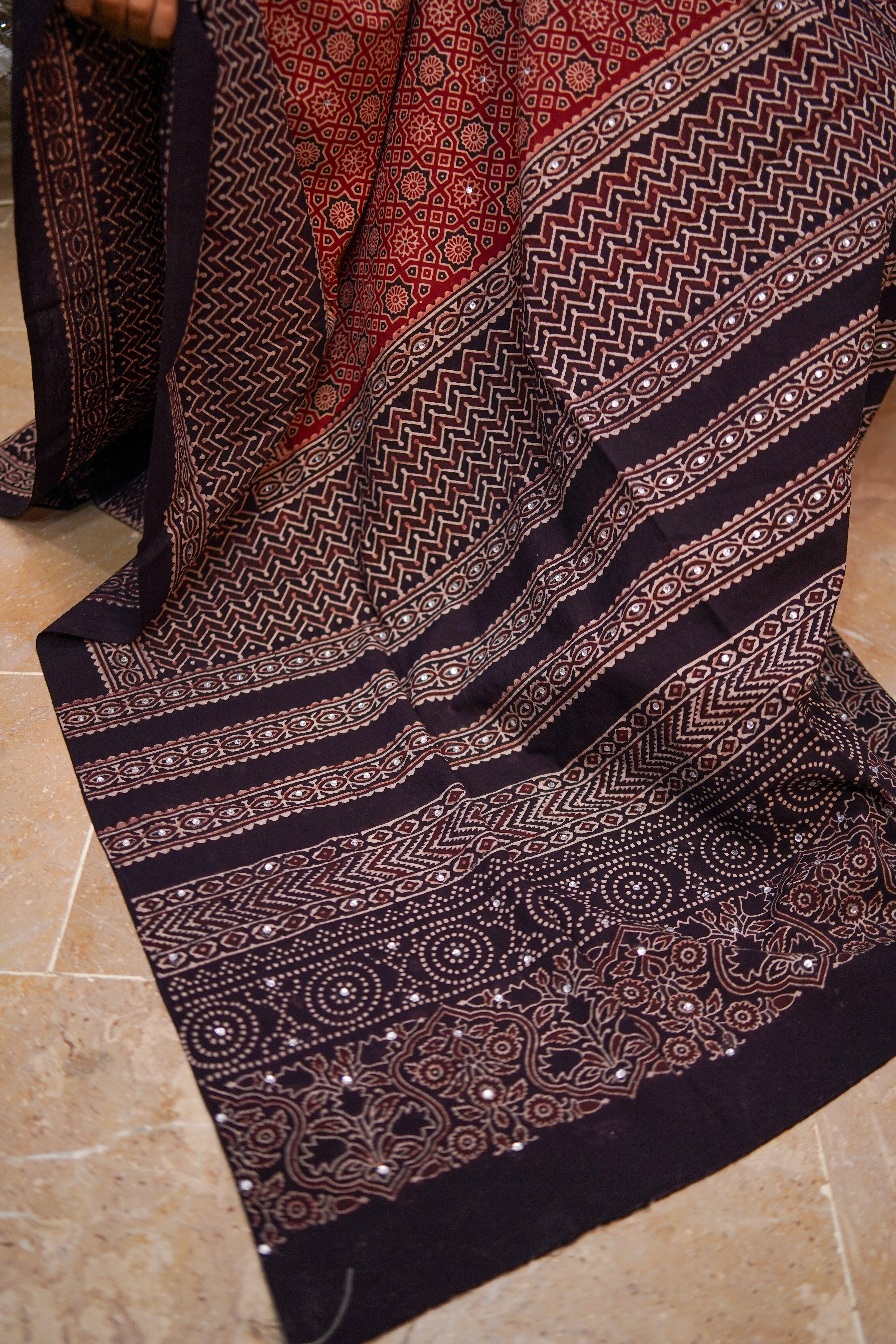 Zari Ajrak Chaddar 2 Tone  Maroon