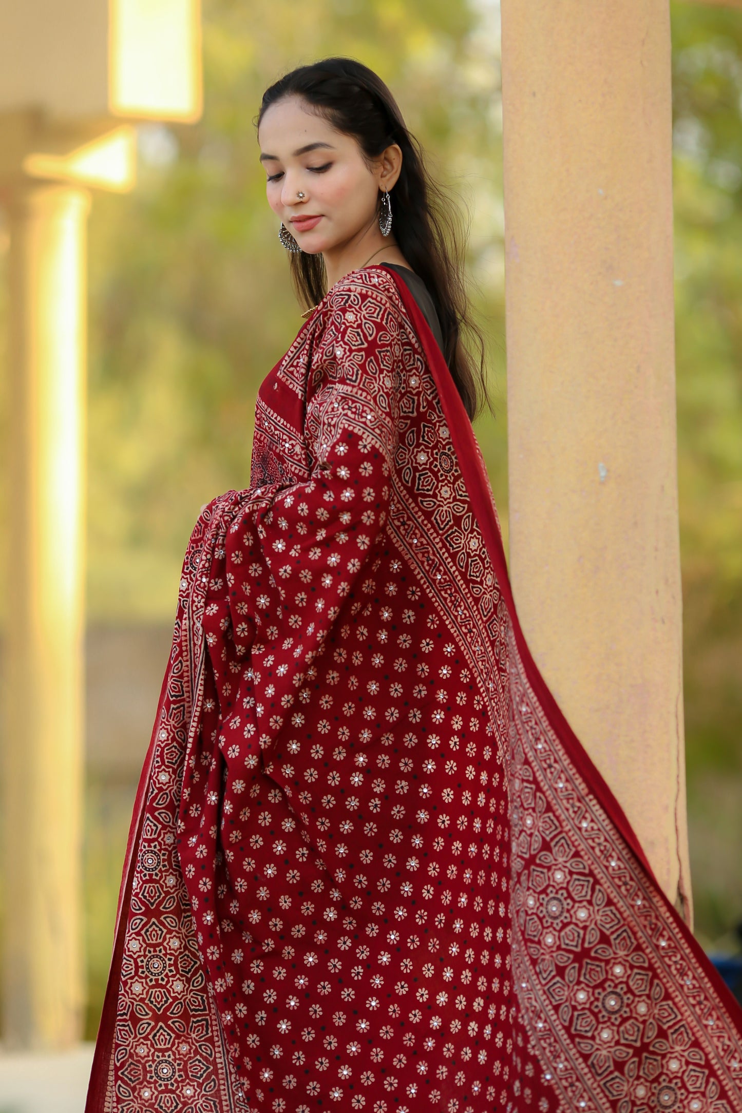 Rukhsar Ajrak Chaddar – Classic Maroon (Hand-Block Printed)