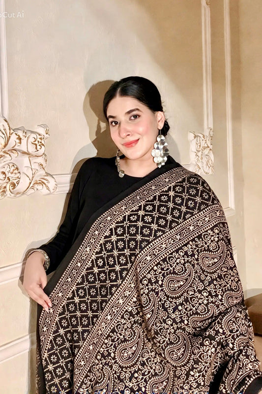 Hoorain Ajrak Chaddar – Classic Black Elegance