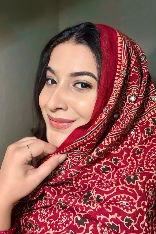 Kohsar Ajrak Chaddar – Classic Maroon (Hand-Block Printed)