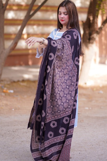 Aaina Ajrak Chaddar - Black