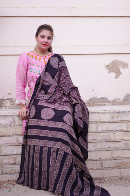 Sukoon Ajrak Chaddar - Black