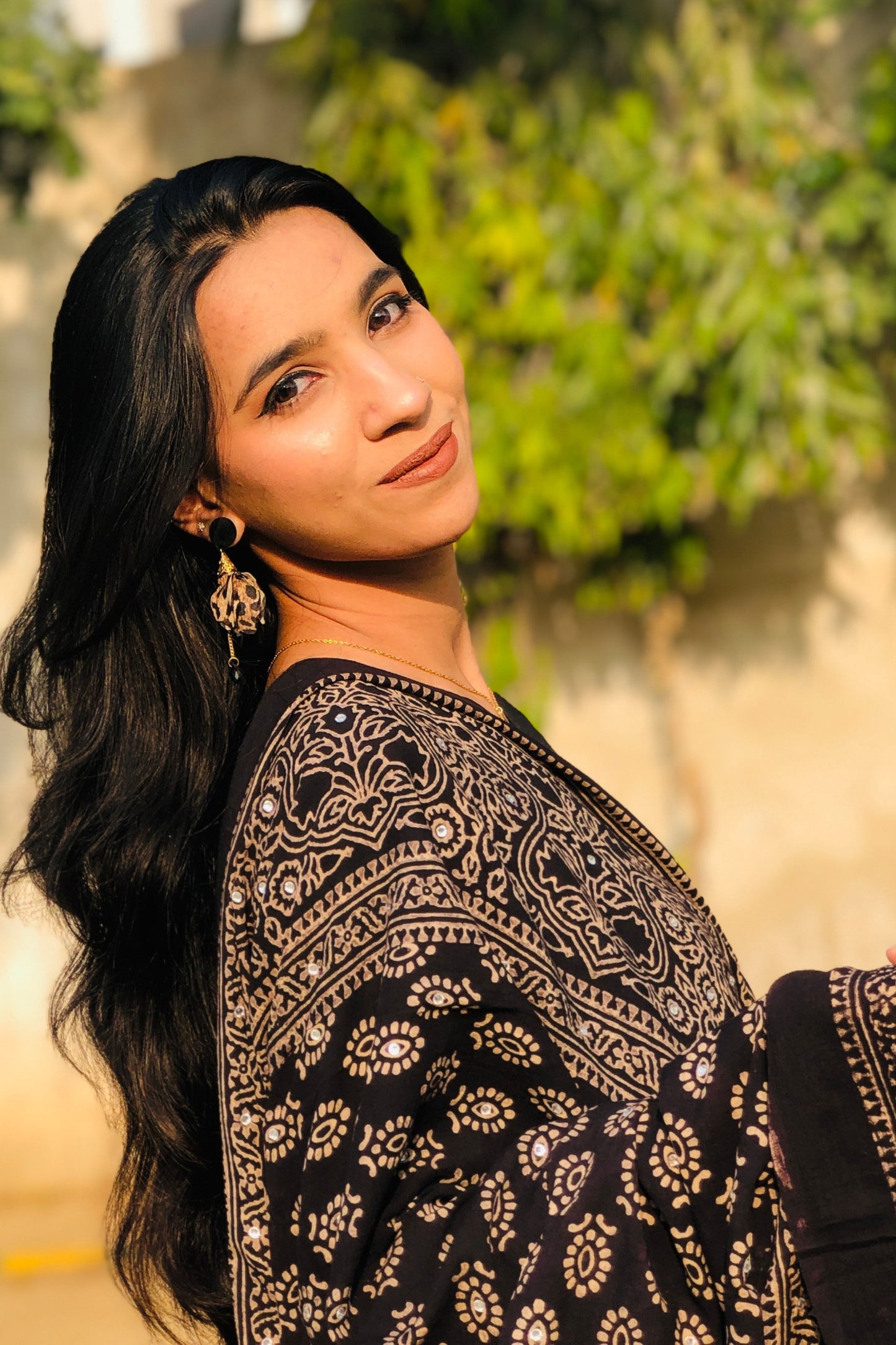 Tehzeeb Ajrak Chaddar - Black