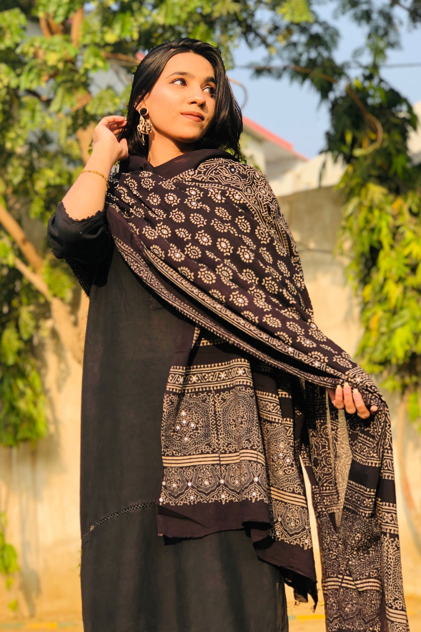 Tehzeeb Ajrak Chaddar - Black