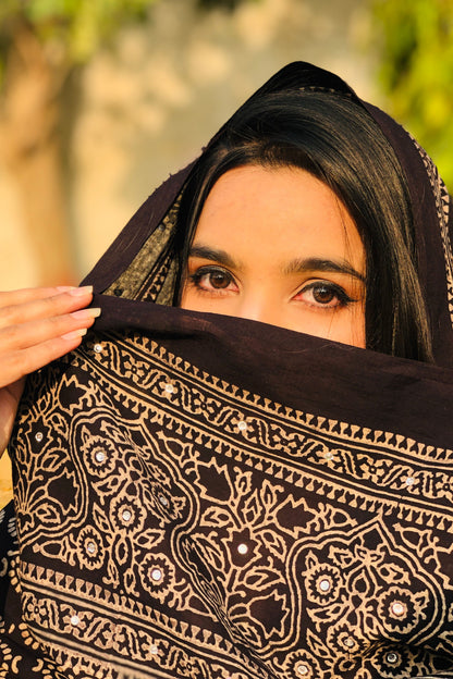 Tehzeeb Ajrak Chaddar - Black