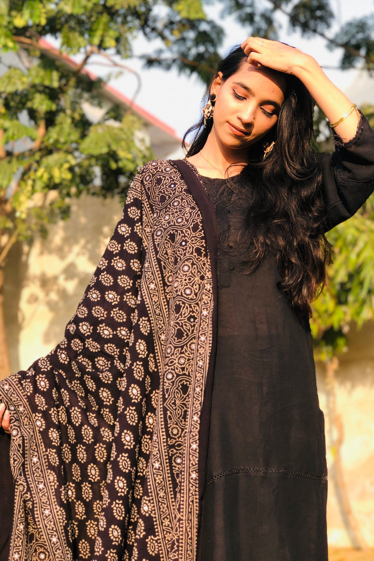 Tehzeeb Ajrak Chaddar - Black