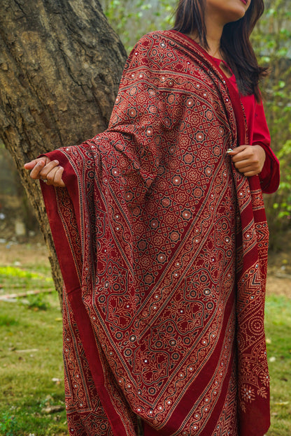 Zari Ajrak Chaddar - Maroon