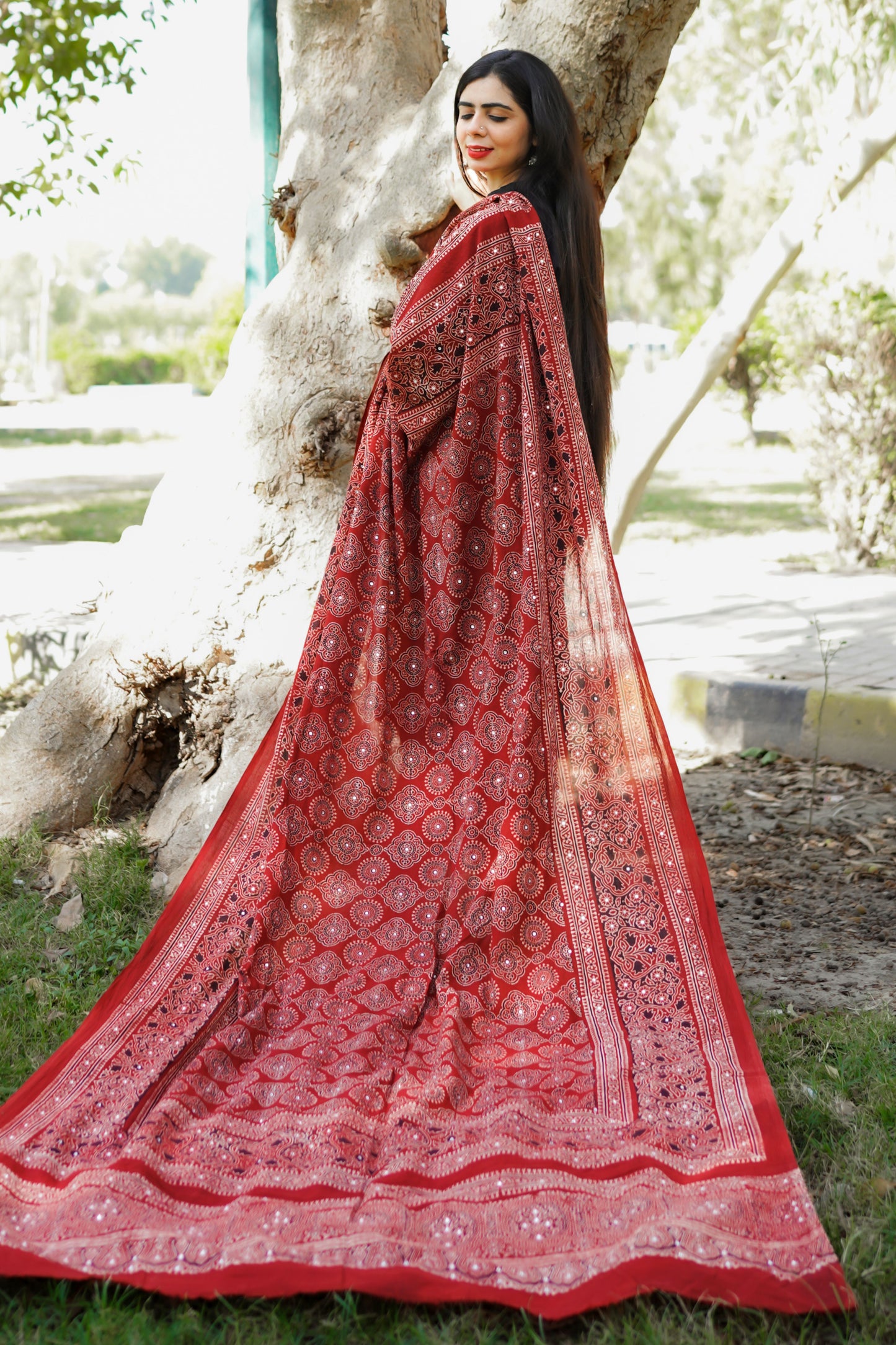 Varq Ajrak Chaddar  - Maroon