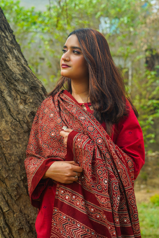 Zari Ajrak Chaddar - Maroon