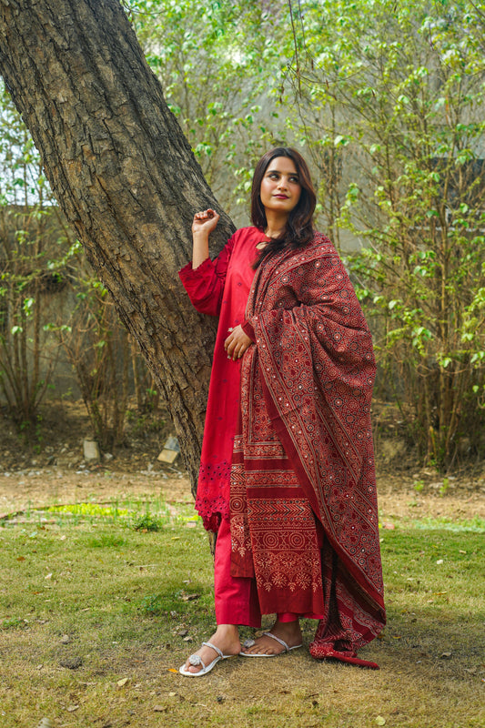 Zari Ajrak Chaddar - Maroon
