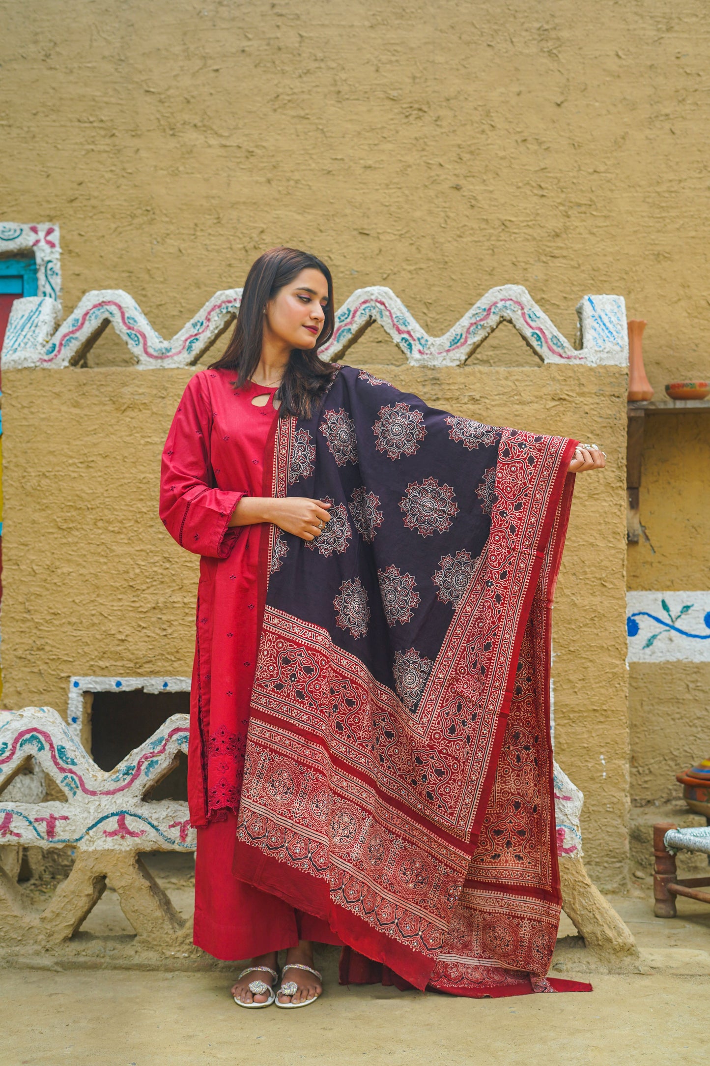 Gulnaar Ajrak Chaddar 2Tone -Black