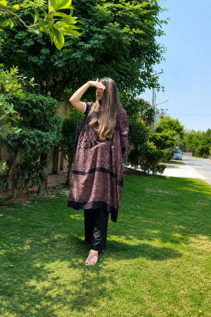 Rangrez Ajrak Chaddar – Black & Burgundy