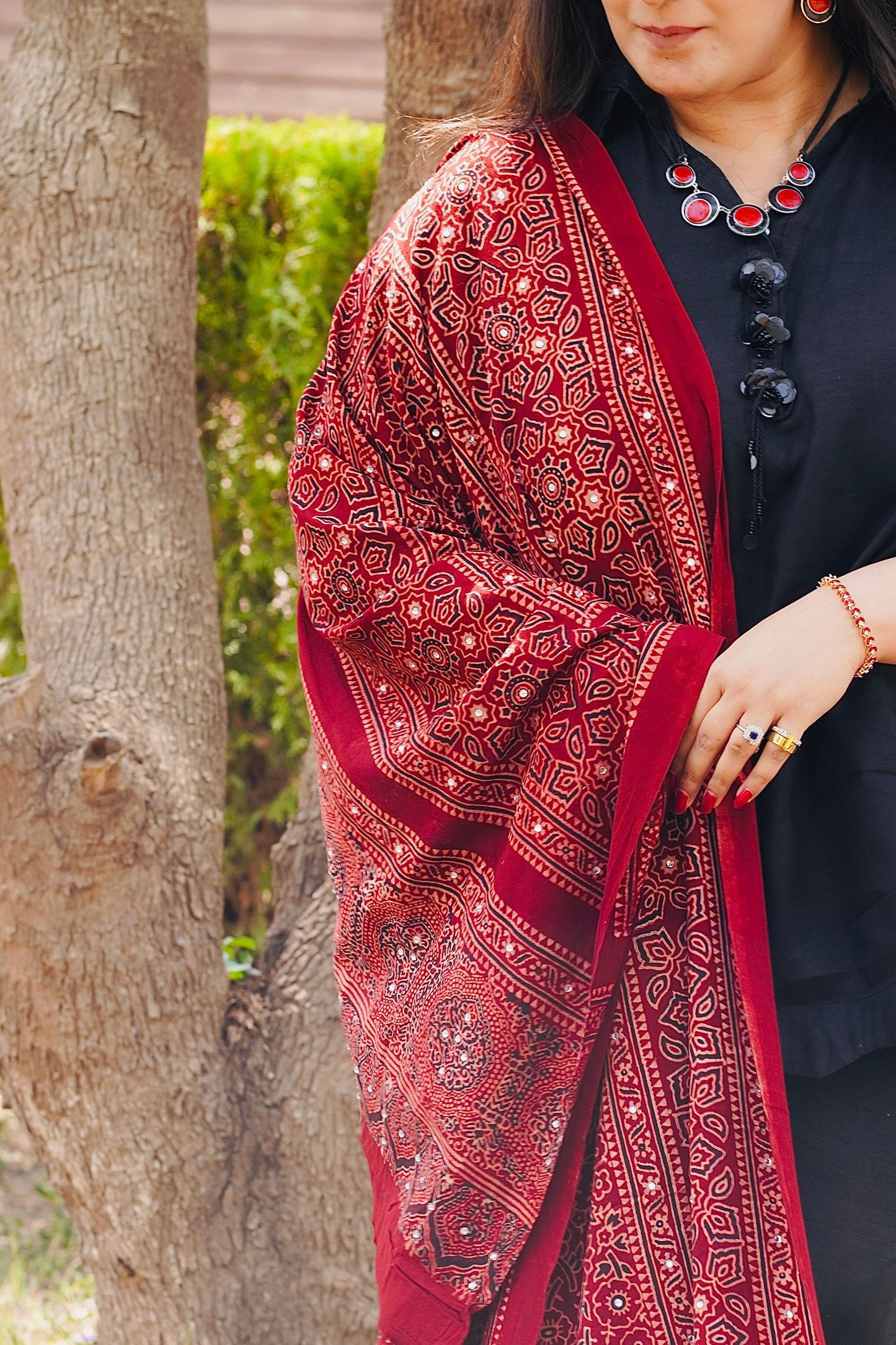 Zareen Ajrak Chaadar Maroon – Hand Block Printed