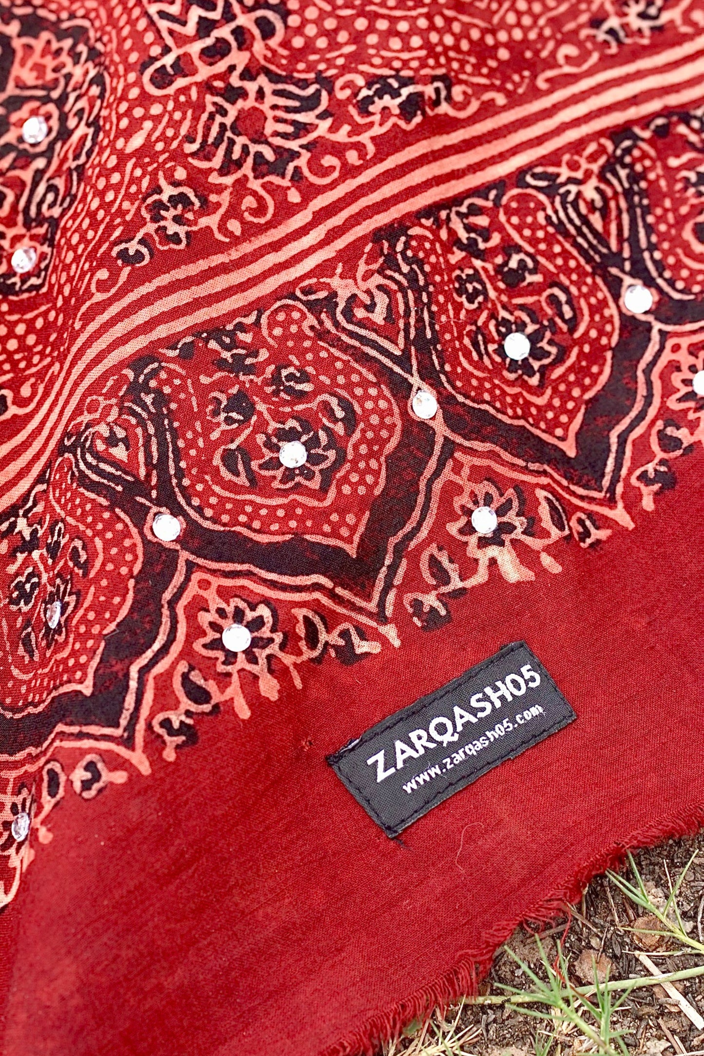 Zareen Ajrak Chaadar Maroon – Hand Block Printed