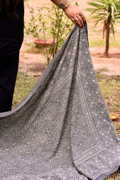 Zareen Ajrak Chaadar Grey – Hand Block Printed