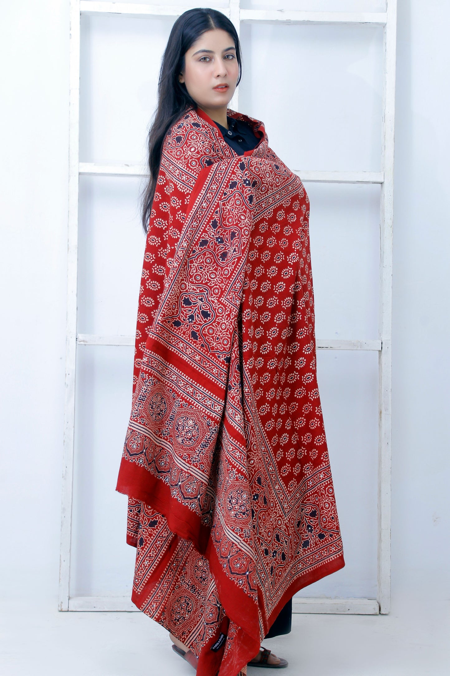 Tehzeeb Ajrak Chaddar  Maroon