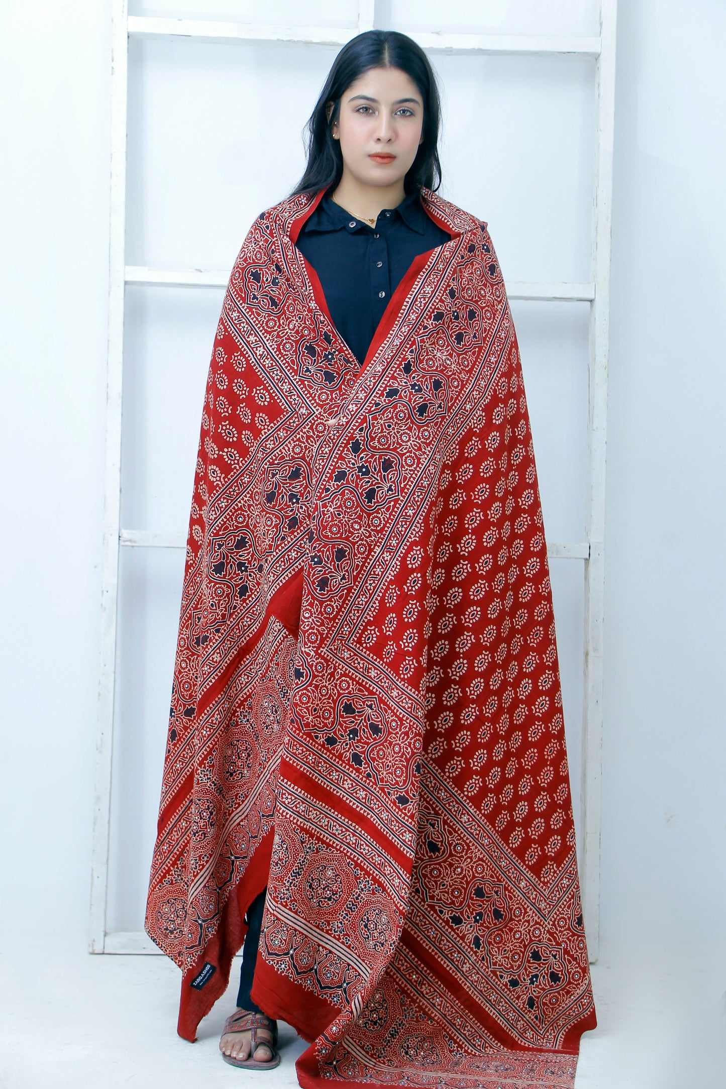 Tehzeeb Ajrak Chaddar  Maroon